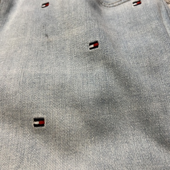 MWT TOMMY HILFIGER Embroidered Symbol Shorts Size 10. Super Cute! Reg. $69 - Picture 4 of 4
